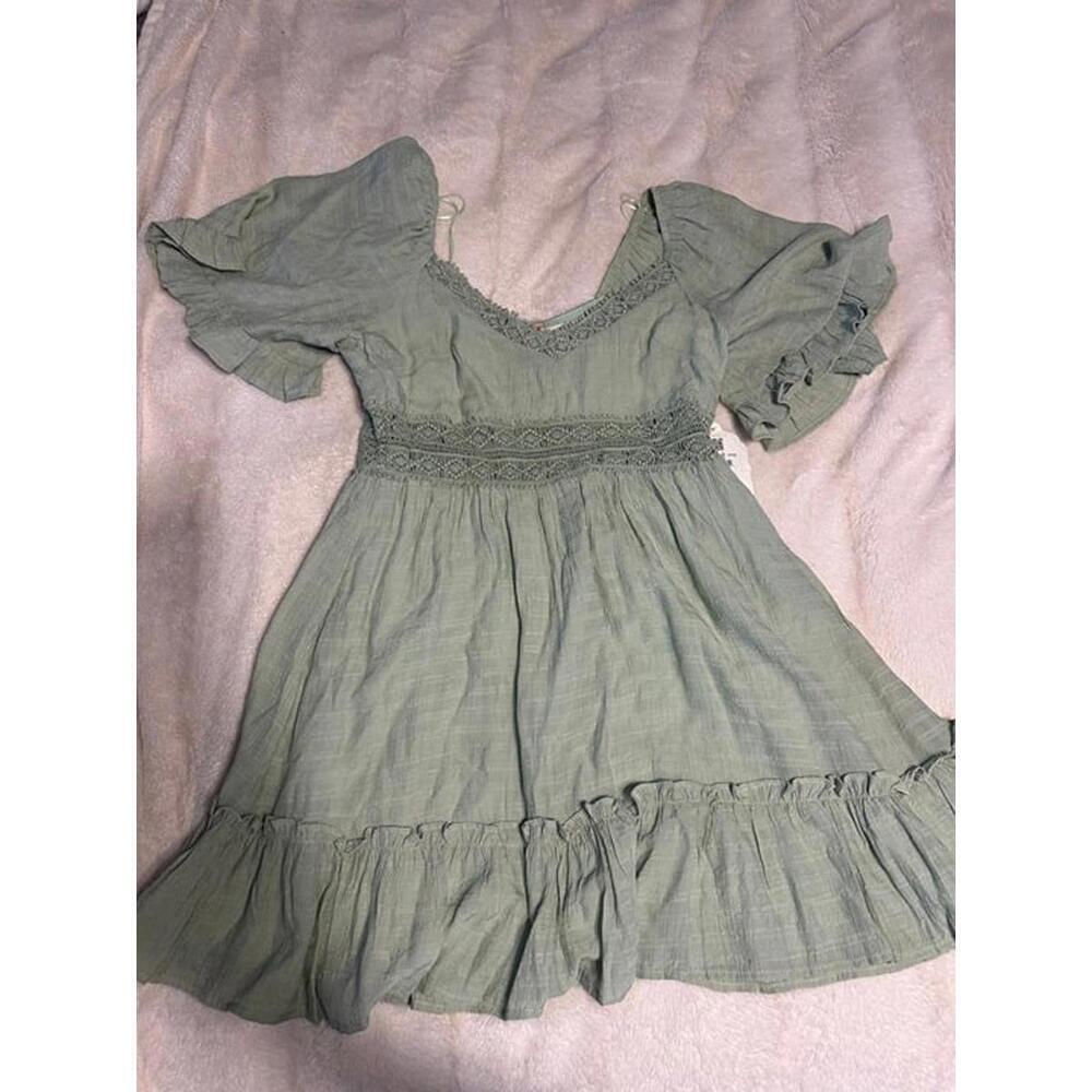 NWT Altar'd State Light Sage Puff Sleeve Dress – Size Small